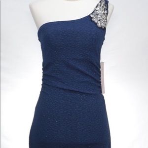 One-Shoulder Long Prom Dress/Emerald Sundae